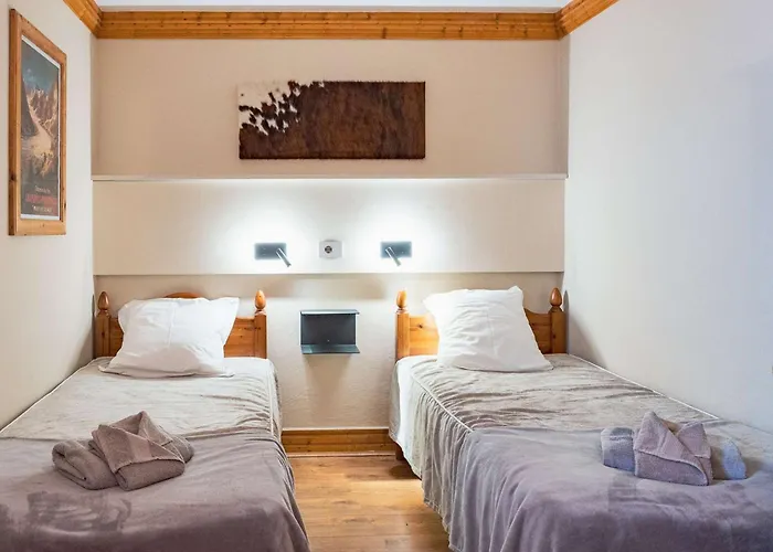 Triplex A - 10 Pers, Cheminee, A 50m Des Pistes - Fr-1-637-83 Chalet *